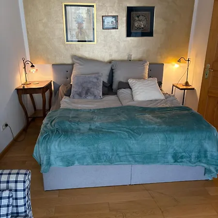 Hübsch Und Ruhig Apartment